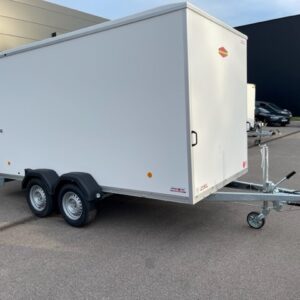 4000x1850x2000 mm Lademaß Kofferanhänger Plywood mit Flügeltür 2700 kg