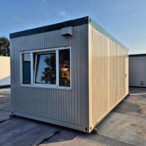 Bürocontainer 18 m² (3x6m) - Ausgestattet mit WC und Küchenzeile