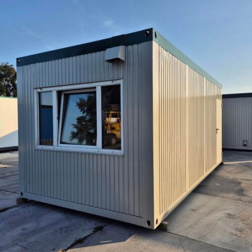Bürocontainer 18 m² (3x6m) – Ausgestattet mit WC und Küchenzeile