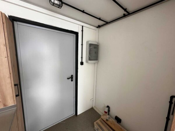 20-Fuß-Restaurantcontainer - Einbahnstraßenregelung – Bild 9