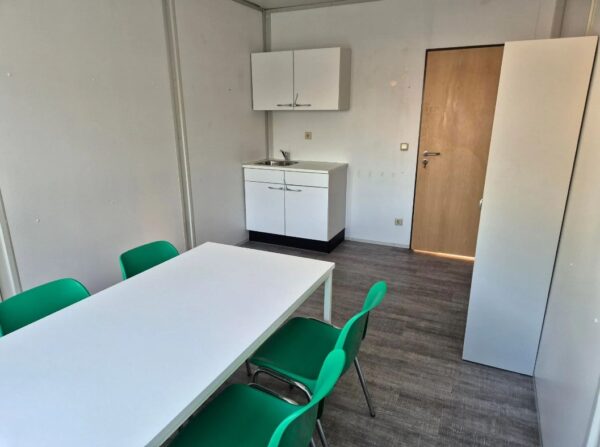 Bürocontainer 18 m² (3x6m) - Ausgestattet mit WC und Küchenzeile – Bild 9