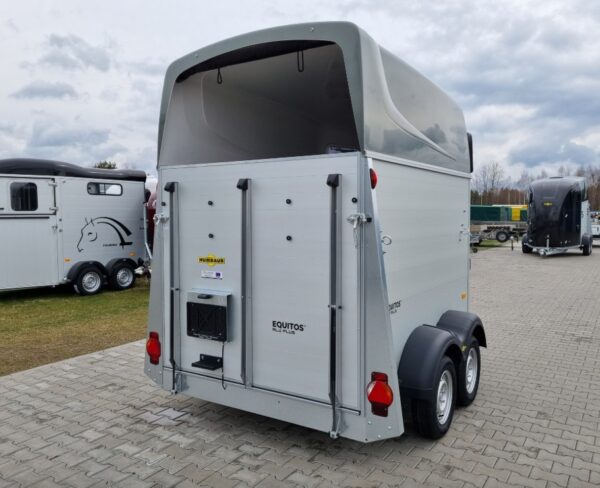 Humbaur Equitos Alu Plus 2000 Anhänger mit Sattelkammer und Seitentüren – Bild 6