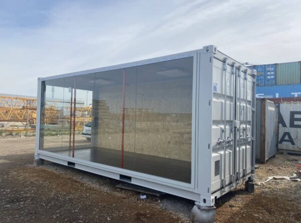 Ausstellungscontainer in 20 Fuß DV Seecontainer