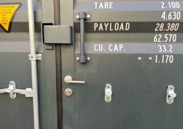 20 Fuß Seecontainer Anthrazit lackiert mit Rollladen – Bild 13