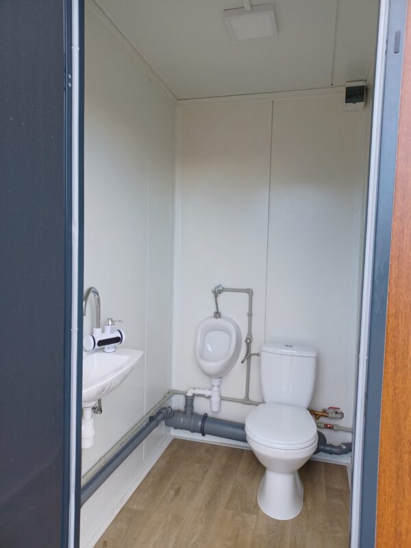 Sanitärcontainer 3 Kabinen - WC, Urinal und Dusche (376x176x248 cm) – Bild 14