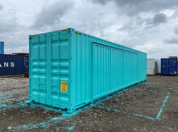 40 HC Catering-Container - Hochklappbare Seitenwand in Terrasse und Lagerraum – Bild 3
