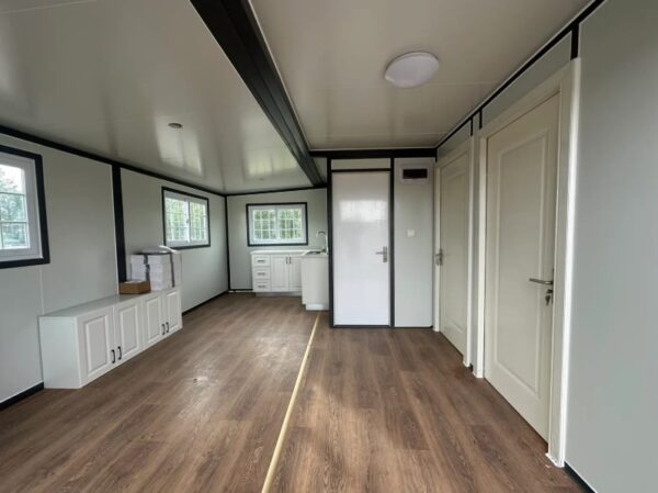 Mobiles Tiny House mit zwei Schlafzimmern und Küche - Modell Stahlworks Deluxe – Bild 10