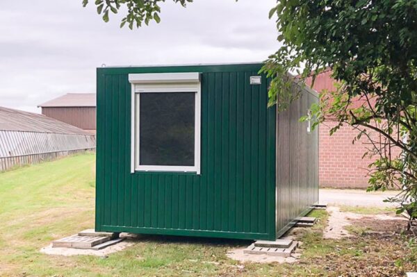 Wohncontainer - 18 m², Verstärkte Isolierung und Ausstattung