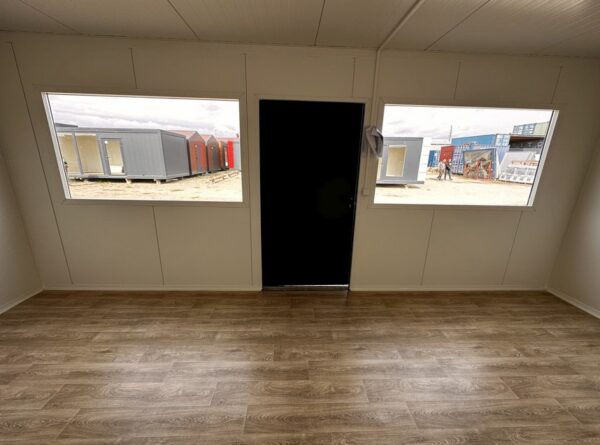 Modularer Bürocontainer / Pavillon 3x6m - Funktional und Ausgestattet – Bild 13