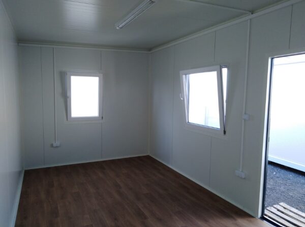 18m² Bürocontainer mit Toilette - Komfort und optimale Isolierung – Bild 5