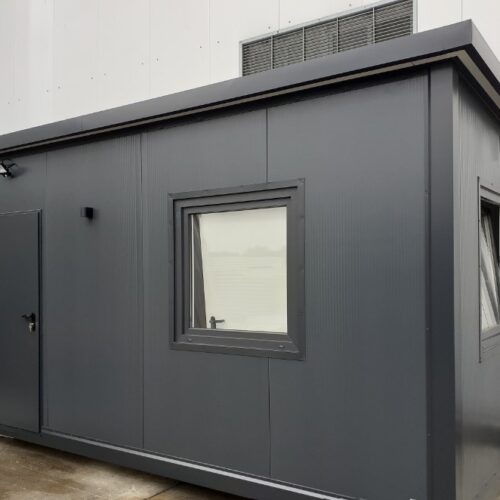 18m² Bürocontainer mit WC und Kochnische – Komfort und optimale Isolierung